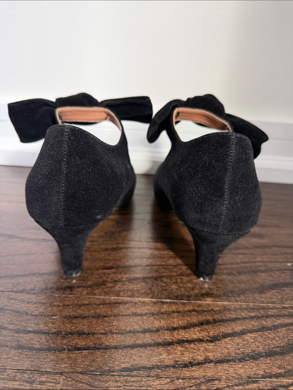 7.5 Women's Mary Jane Kitten Heel | Bow Strap | Dress Shoes - Picture 4 of 6